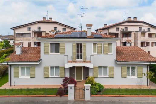 casa indipendente in vendita a Borgo Virgilio in zona Virgilio