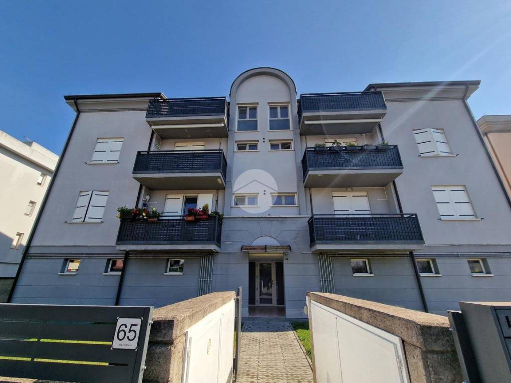 appartamento in vendita a Borgo Virgilio in zona Virgilio