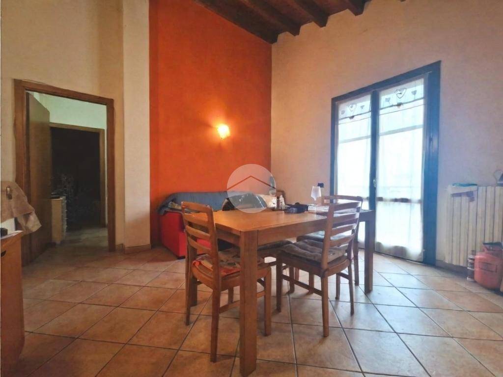 appartamento in vendita a Borgo Virgilio in zona Virgilio