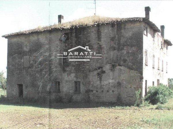 casale in vendita a Borgo Virgilio in zona Virgilio