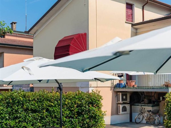 casa indipendente in vendita a Borgo Virgilio in zona Virgilio