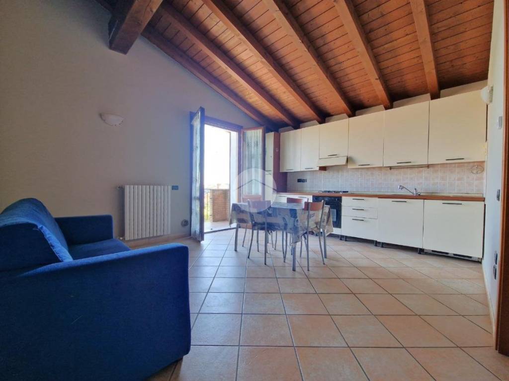 appartamento in vendita a Borgo Virgilio in zona Virgilio