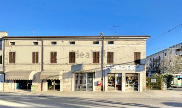 appartamento in vendita a Borgo Virgilio in zona Virgilio