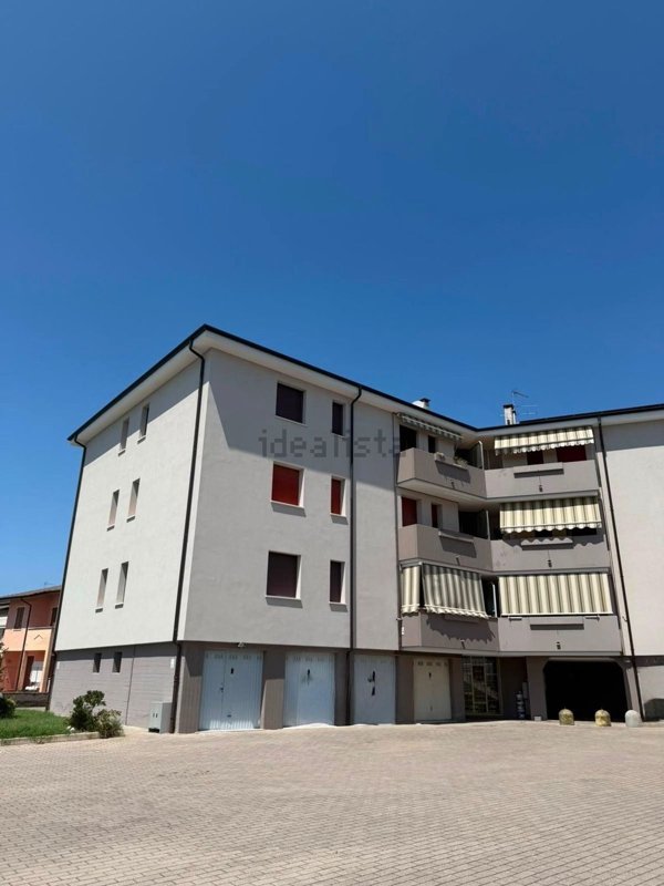 appartamento in vendita a Borgo Virgilio in zona Virgilio