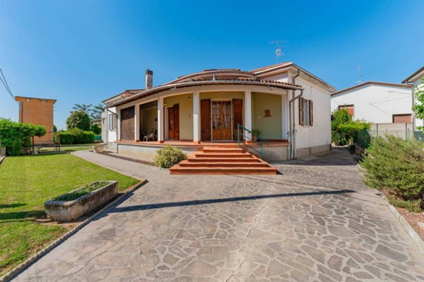 casa indipendente in vendita a Borgo Virgilio in zona Borgoforte