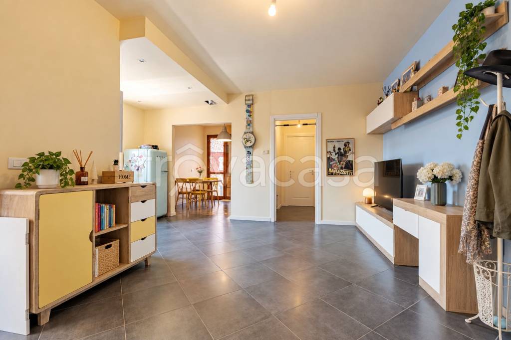 appartamento in vendita a Borgo Virgilio in zona Virgilio