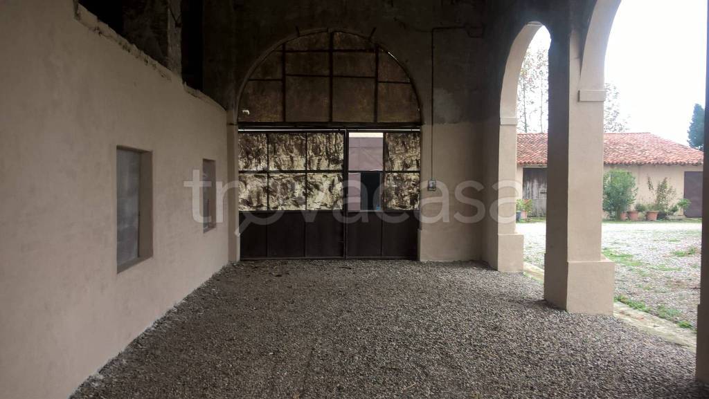 casa indipendente in vendita a Borgo Virgilio
