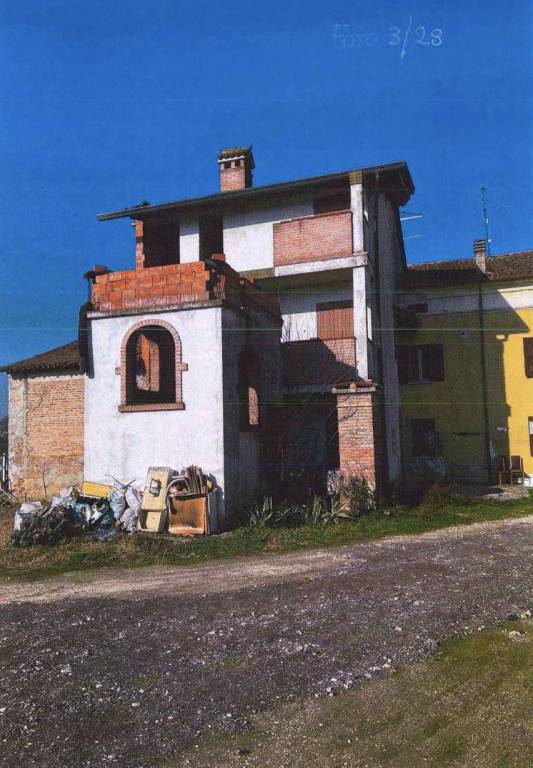 appartamento in vendita a Borgo Virgilio in zona Scorzarolo