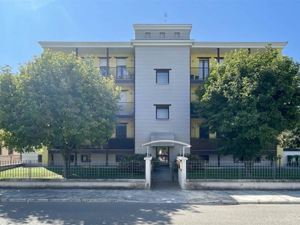 appartamento in vendita a Borgo Virgilio in zona Virgilio