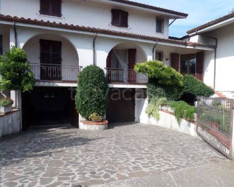 casa indipendente in vendita a Borgo Mantovano