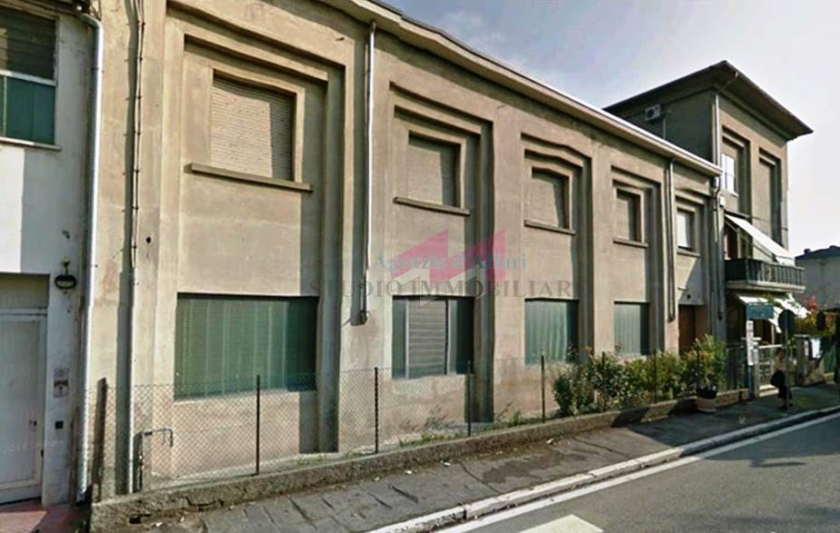 ufficio in vendita a Borgo Mantovano in zona Revere
