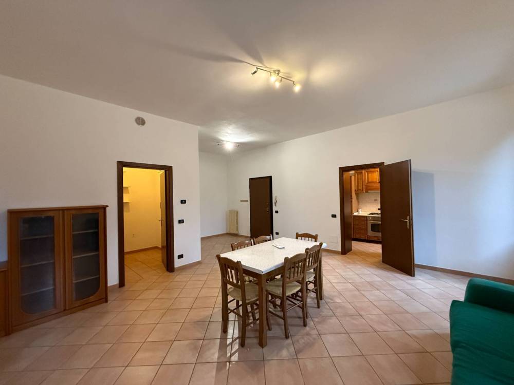 appartamento in vendita a Borgo Mantovano in zona Revere