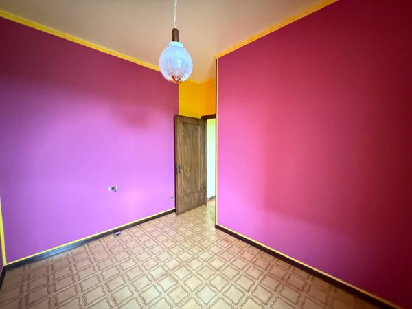casa indipendente in vendita a Borgo Mantovano in zona Revere