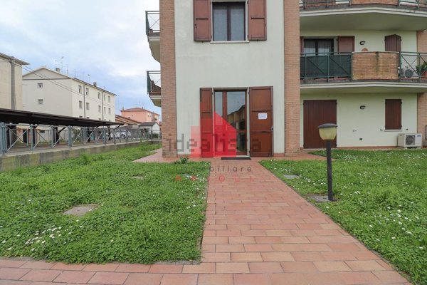 appartamento in vendita a Borgo Mantovano in zona Revere