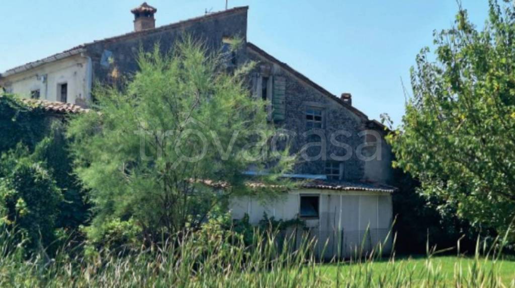 appartamento in vendita a Borgo Mantovano in zona Villa Poma