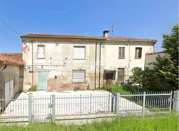 casa indipendente in vendita a Borgo Mantovano