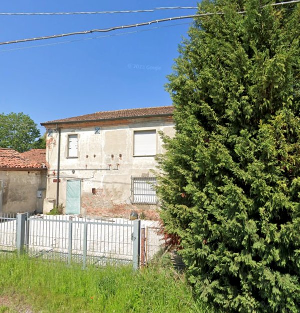 casa indipendente in vendita a Borgo Mantovano