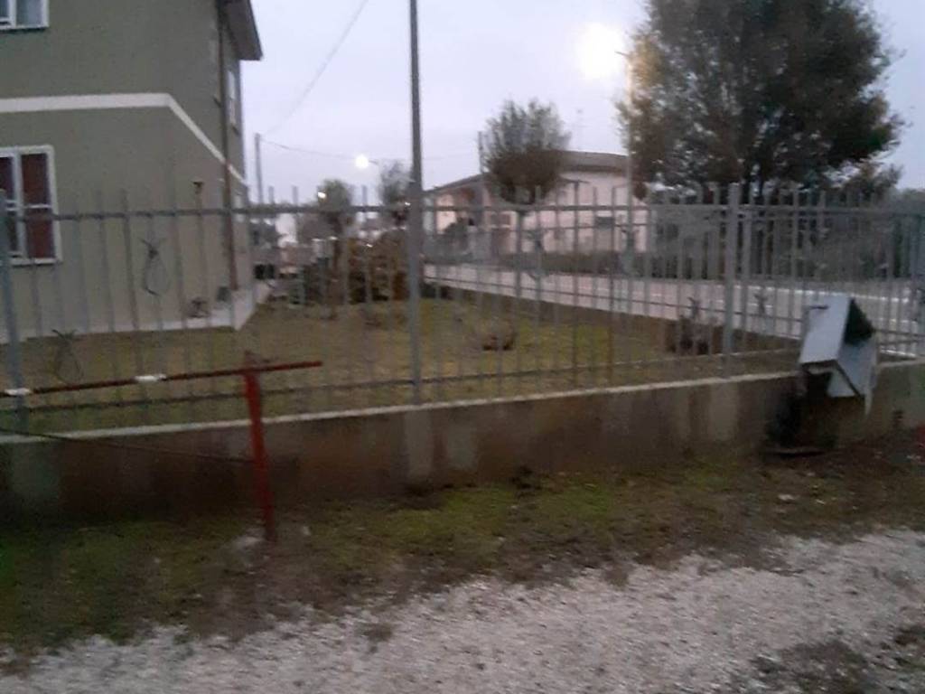 casa indipendente in vendita a Borgo Mantovano in zona Pieve di Coriano