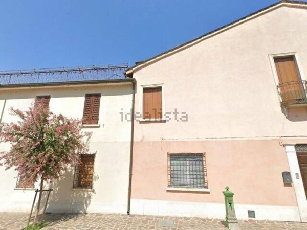 appartamento in vendita a Borgo Mantovano in zona Villa Poma