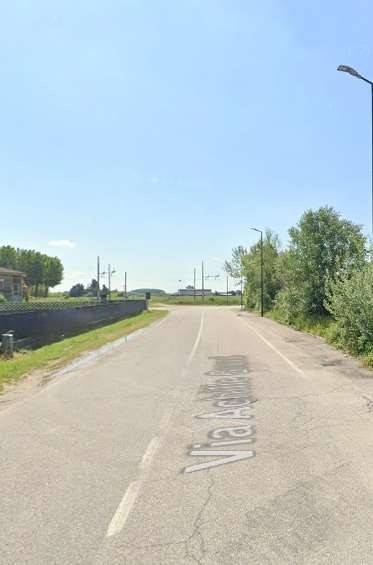 terreno edificabile in vendita a Borgo Mantovano in zona Revere