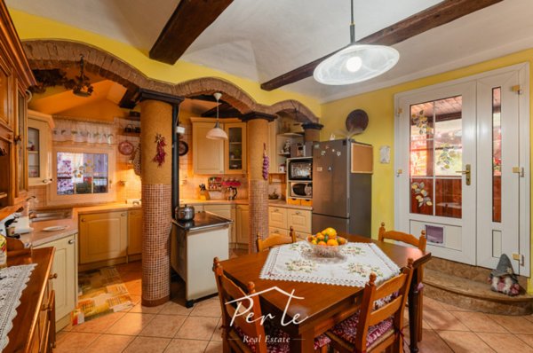 casa indipendente in vendita a Borgo Mantovano in zona Revere