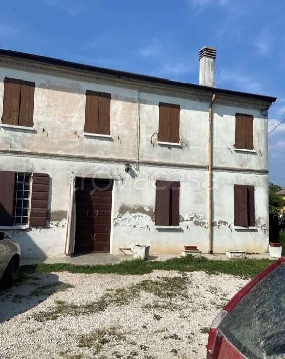casa indipendente in vendita a Borgo Mantovano