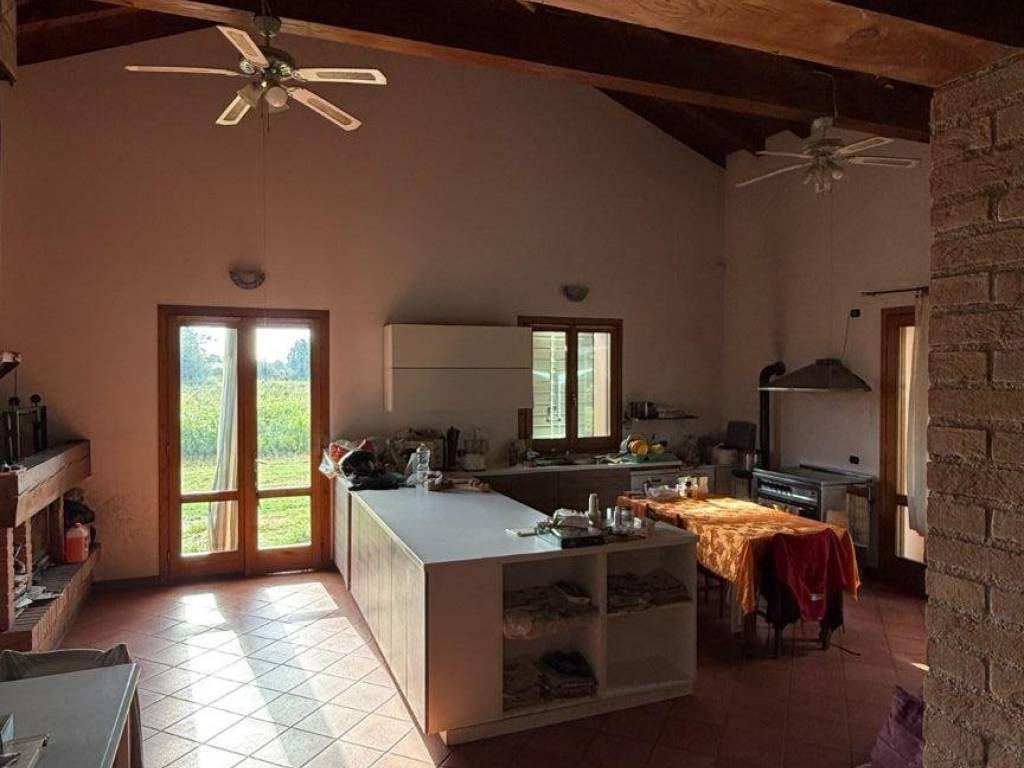 casa indipendente in vendita a Borgo Mantovano