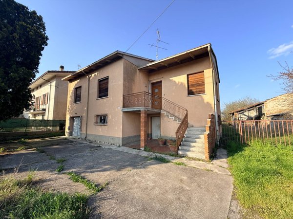 casa indipendente in vendita a Borgo Mantovano