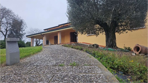 casa indipendente in vendita a Borgo Mantovano in zona Villa Poma