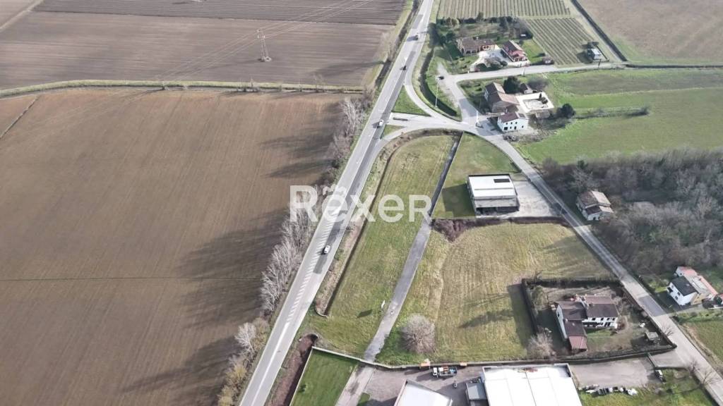 terreno agricolo in vendita a Borgo Mantovano
