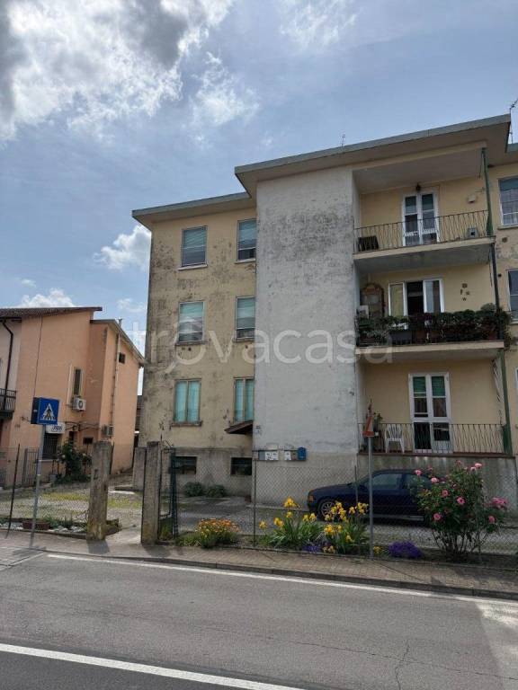 appartamento in vendita a Borgo Mantovano in zona Pieve di Coriano