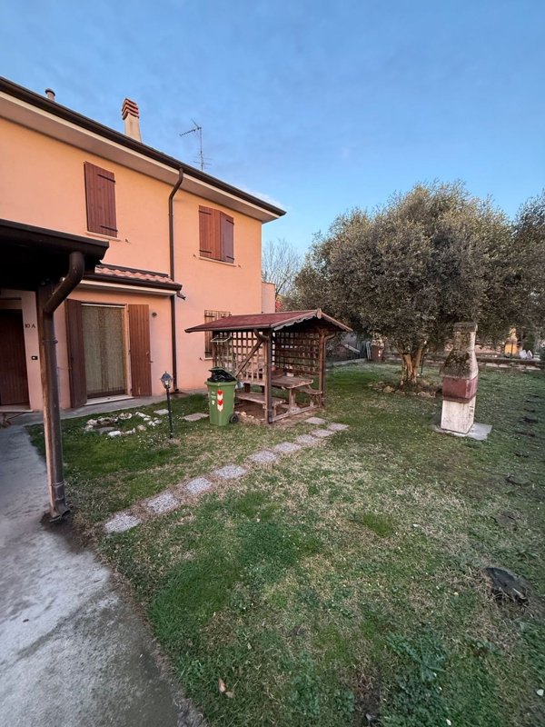appartamento in vendita a Borgo Mantovano in zona Zello