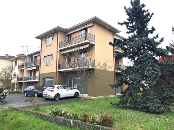 appartamento in vendita a Borgocarbonara in zona Borgofranco sul Po