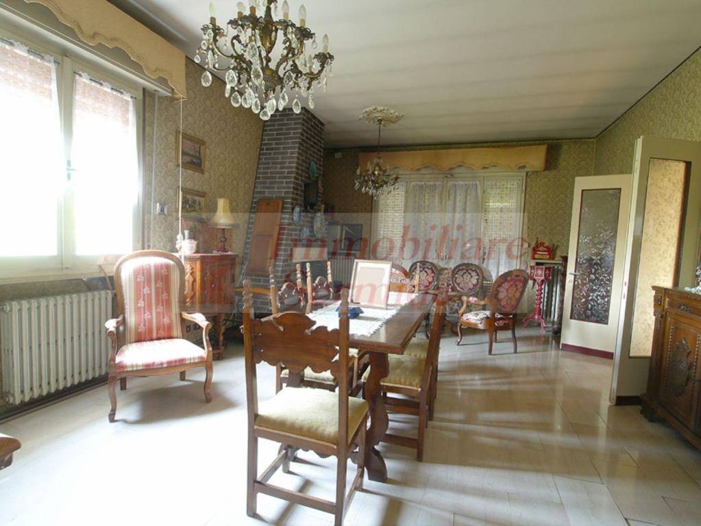 casa indipendente in vendita a Borgocarbonara