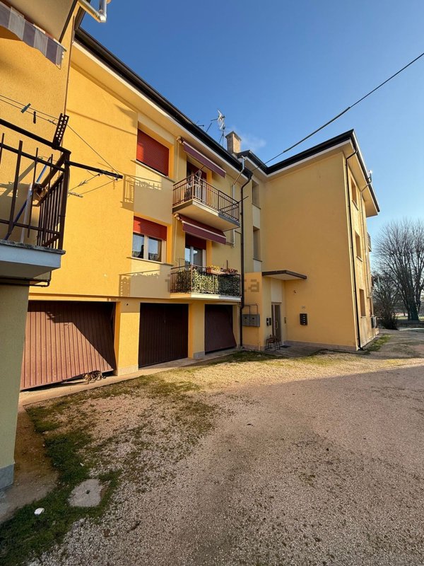 appartamento in vendita a Borgocarbonara