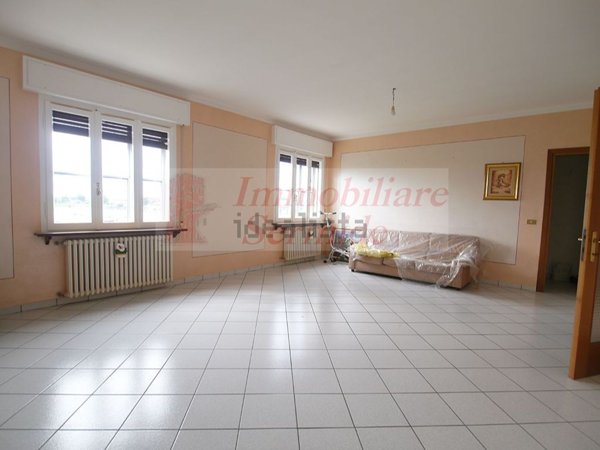 casa indipendente in vendita a Borgocarbonara