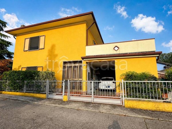 casa indipendente in vendita a Borgocarbonara in zona Carbonara di Po