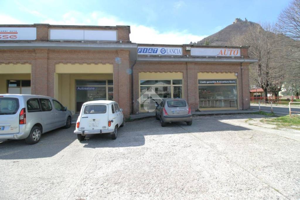 negozio in vendita a Sant'Ambrogio di Torino