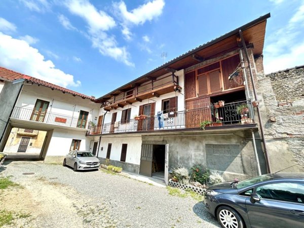casa indipendente in vendita a Sant'Ambrogio di Torino