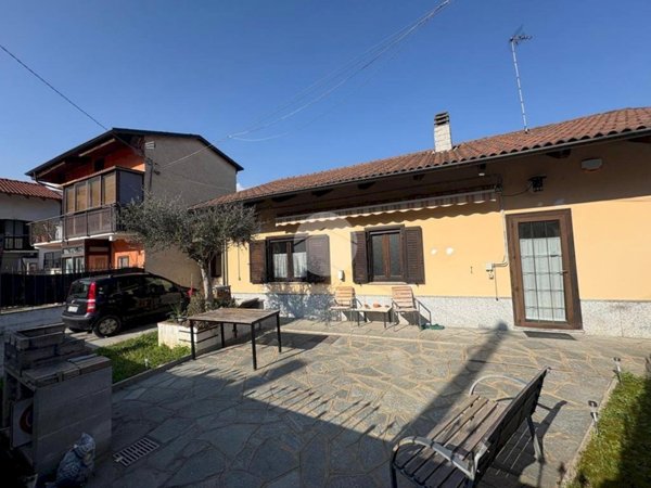 casa indipendente in vendita a Sant'Ambrogio di Torino