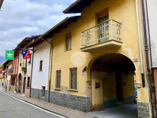 casa semindipendente in vendita a Sant'Ambrogio di Torino