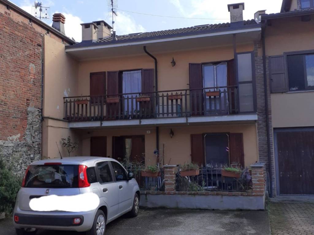 casa indipendente in vendita a Sant'Ambrogio di Torino