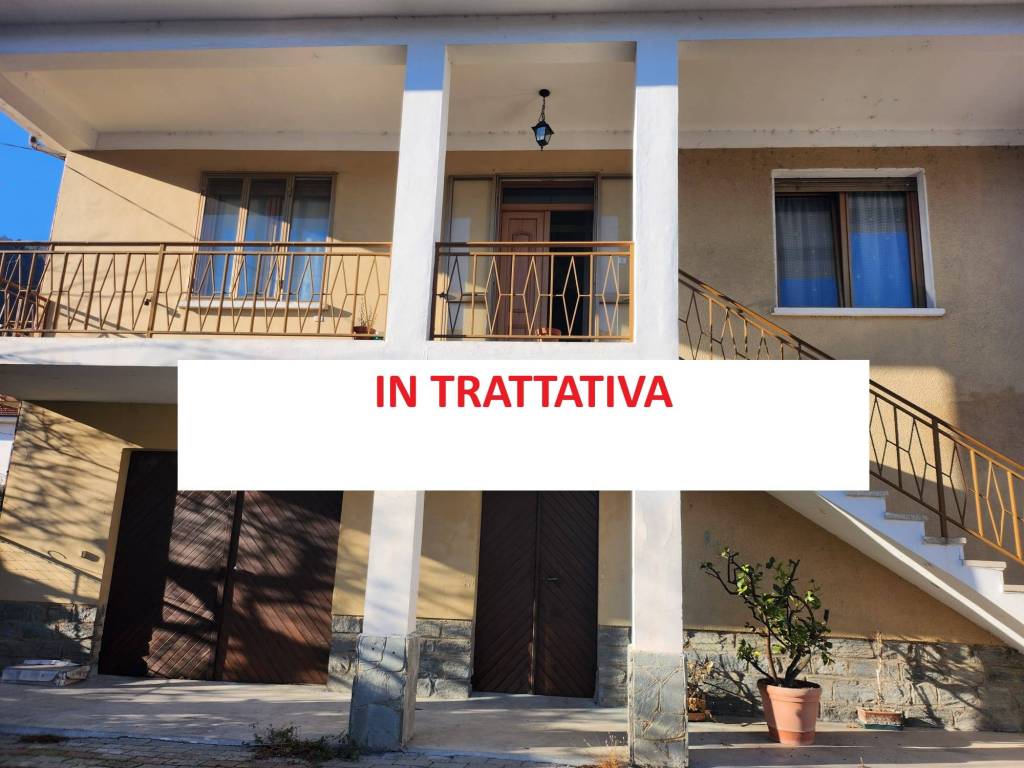 casa indipendente in vendita a Sant'Ambrogio di Torino