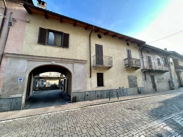 casa indipendente in vendita a Sant'Ambrogio di Torino