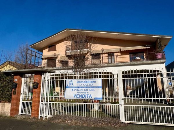 casa indipendente in vendita a Sant'Ambrogio di Torino