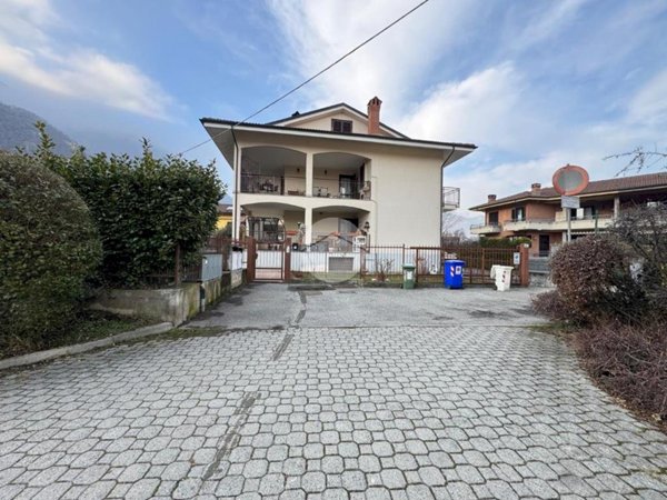 appartamento in vendita a Sant'Ambrogio di Torino in zona Bertassi