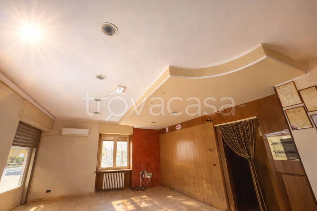 negozio in vendita a Sant'Ambrogio di Torino