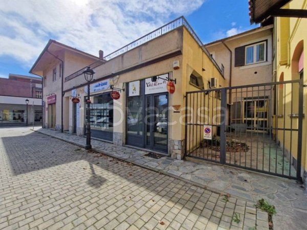 negozio in vendita a Sant'Ambrogio di Torino