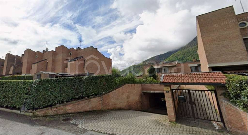 casa indipendente in vendita a Sant'Ambrogio di Torino