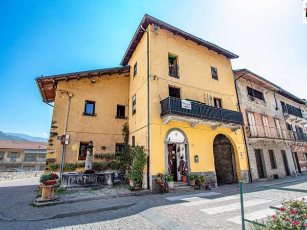 casa indipendente in vendita a Sant'Ambrogio di Torino in zona Bertassi